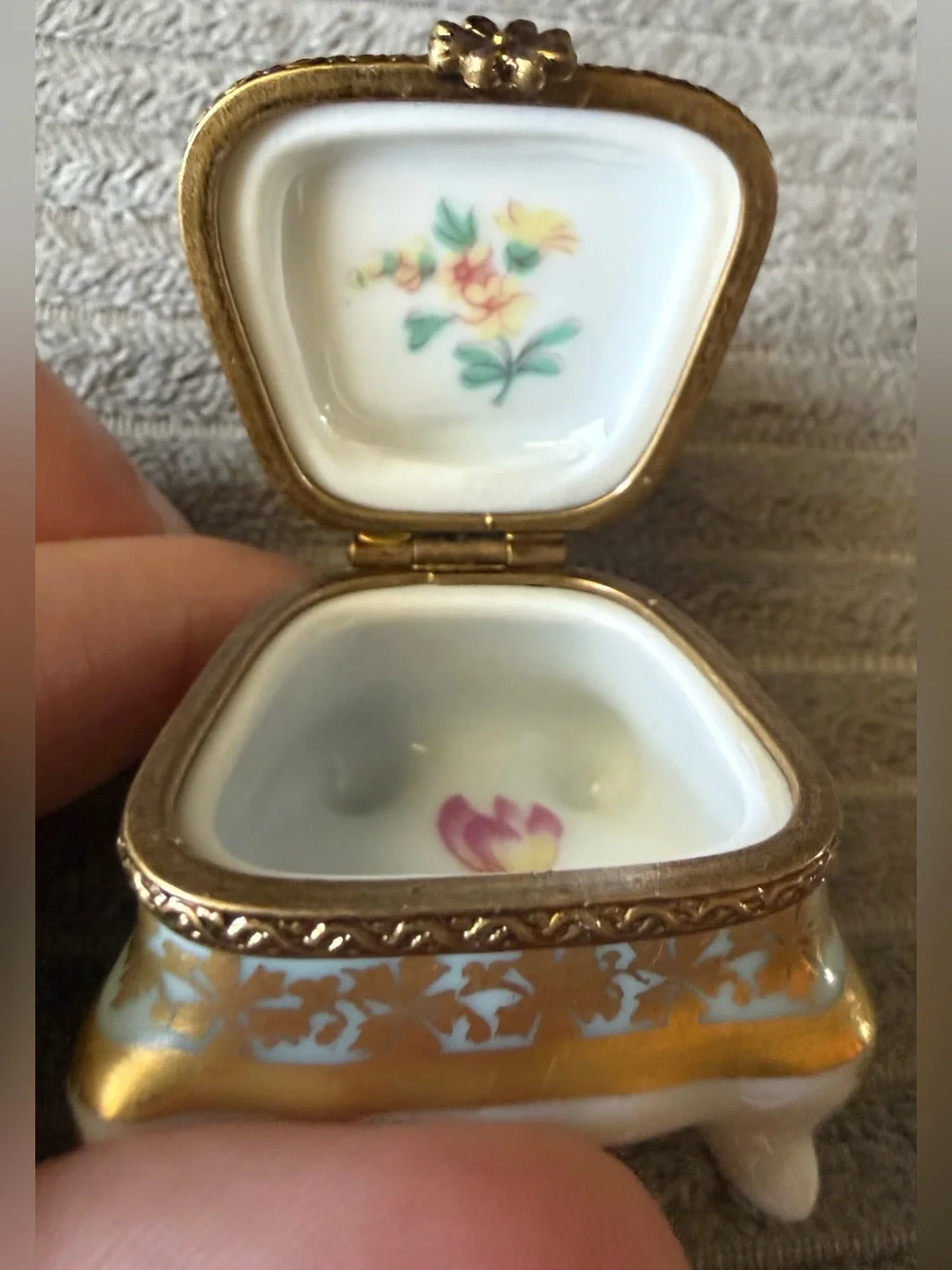 VTG Handpainted Jewelry Limoges France Chair Trinket Box Roses Floral Porcelain